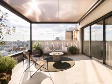 Ático de lujo en alquiler en Gràcia con terraza privada