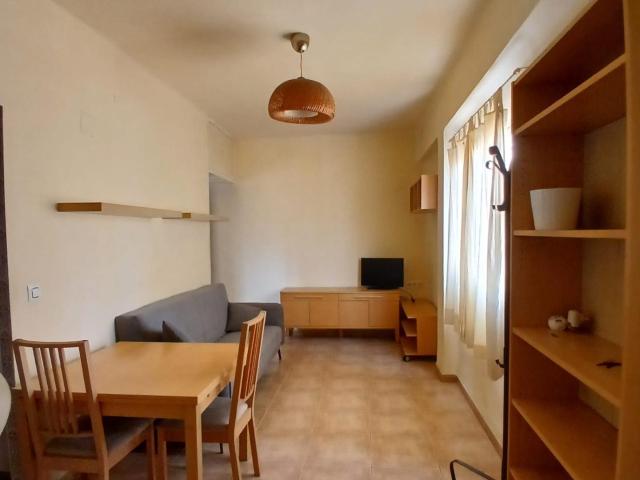 ÁTICO DE UN DORMITORIO EN LAS CHAPAS
