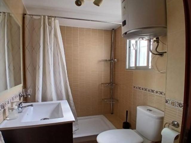ÁTICO DE UN DORMITORIO EN LAS CHAPAS