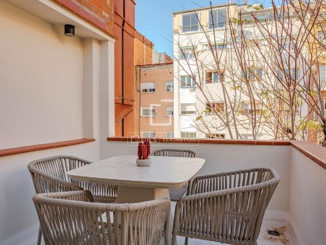 Atico de alto standing de 155 m2 en venta Barcelona, Cataluña
