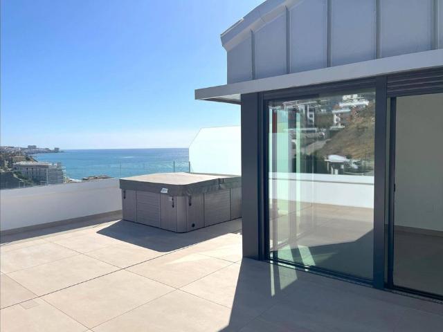 Atico de alto standing de 161 m2 en venta Fuengirola, España