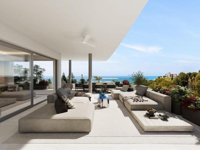 Atico de alto standing de 181 m2 en venta Benalmádena, España