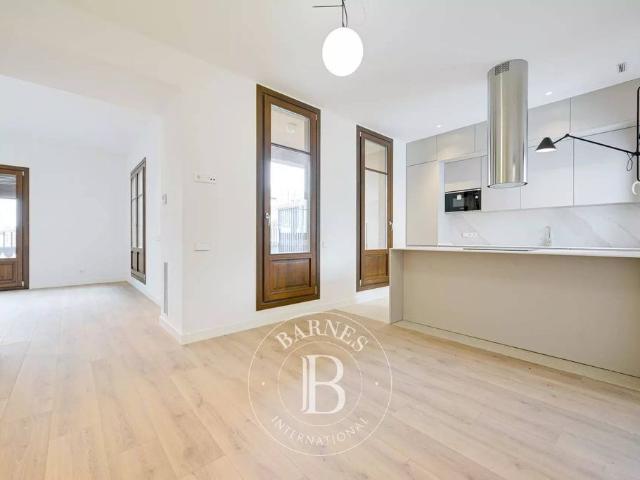 Atico de alto standing de 102 m2 en venta Barcelona, Cataluña