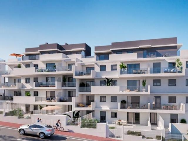 Atico de alto standing de 125 m2 en venta Manilva, España