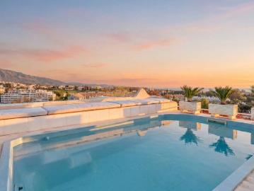 Exclusivo ático en alquiler Guadalmina, Andalucía