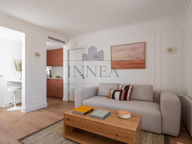 Atico de lujo de 64 m2 en venta Madrid, España