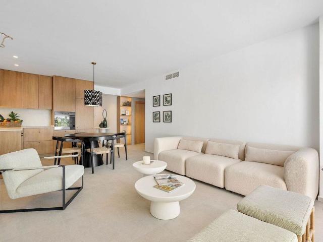 Atico de alto standing de 95 m2 en venta Nueva Andalucia, Andalucía