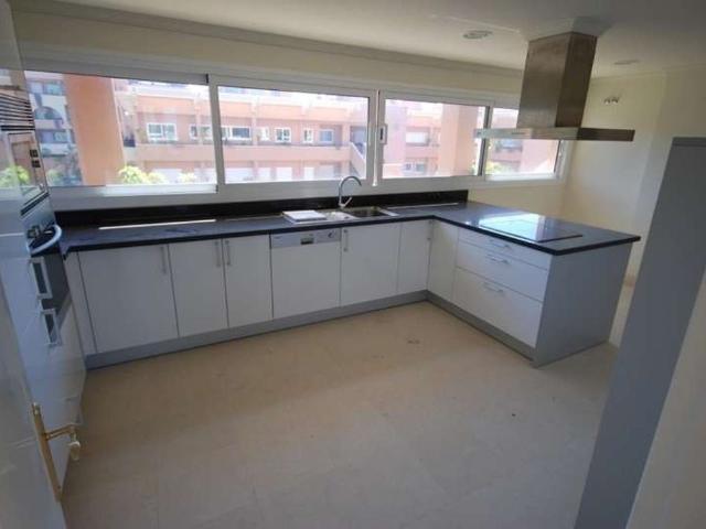 Atico de alto standing en venta Marbella, Andalucía
