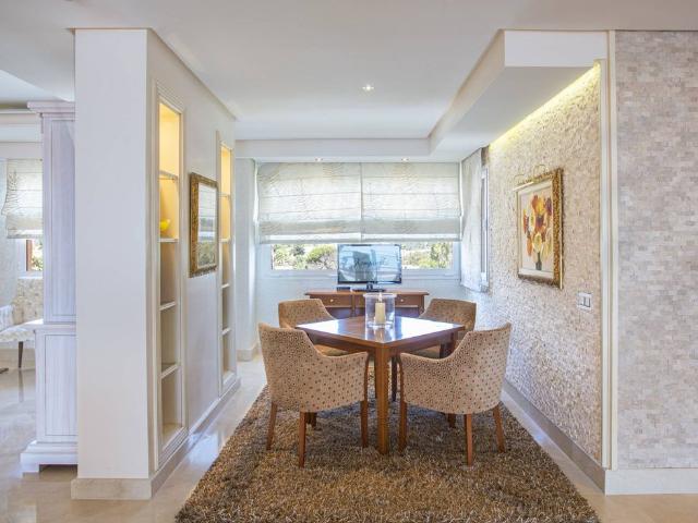 Atico de alto standing en venta Estepona, Andalucía