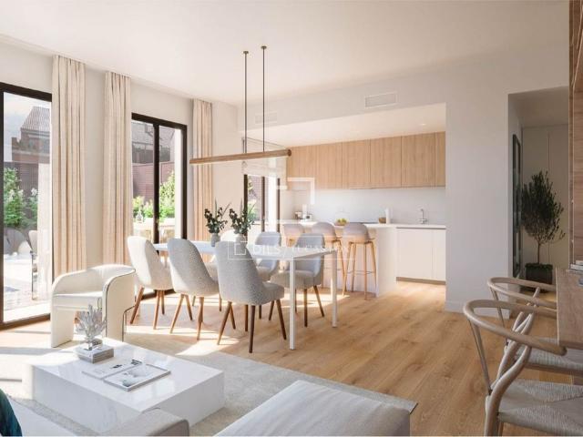 Atico de alto standing en venta Valencia, España
