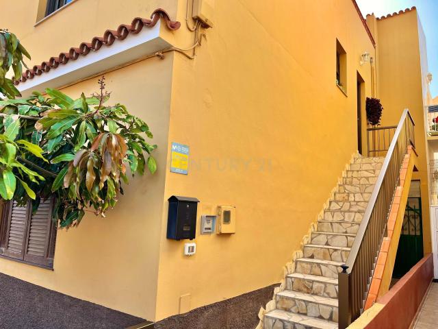 Ático de Ensueño con Vistas 360º y Terrazas Privadas