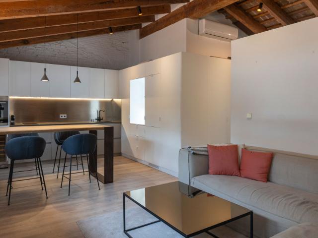 Ático de lujo de un dormitorio con terraza 10