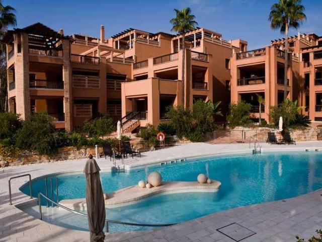 Atico de lujo de 153 m2 en venta Marbella, España
