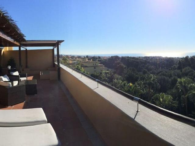 Atico de lujo de 165 m2 en alquiler The Golden Mile, Marbella, Andalucía