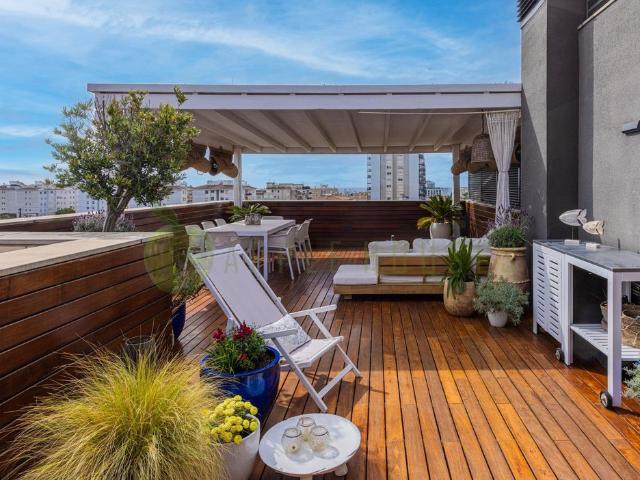 Atico de lujo de 166 m2 en venta Sitges, España