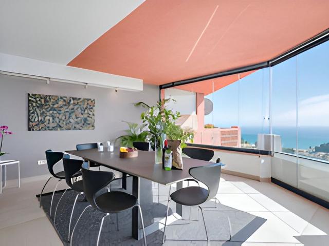 Atico de lujo de 180 m2 en venta Benalmádena, Andalucía