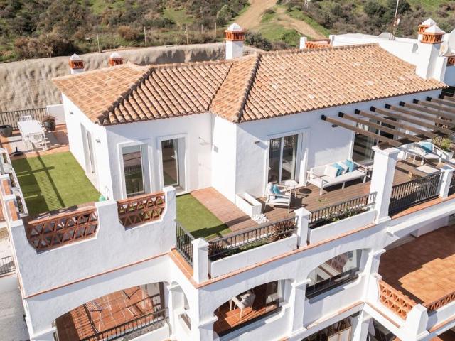 Atico de lujo de 113 m2 en venta Riviera del Sol, España