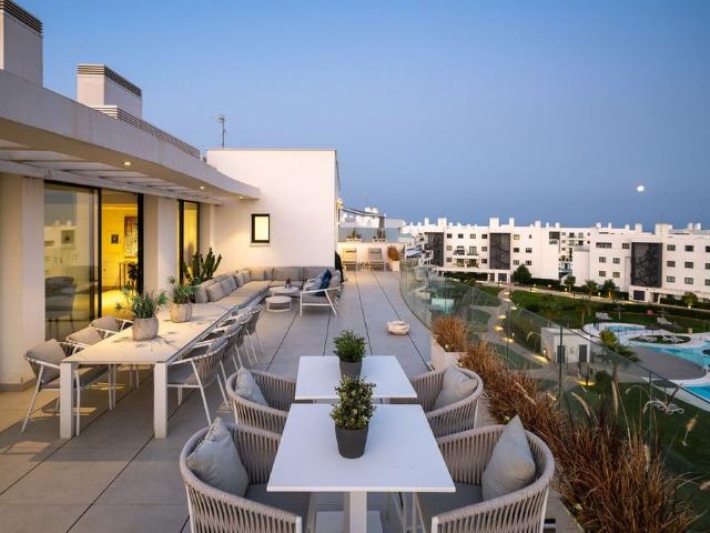 Atico de lujo de 120 m2 en venta Fuengirola, España