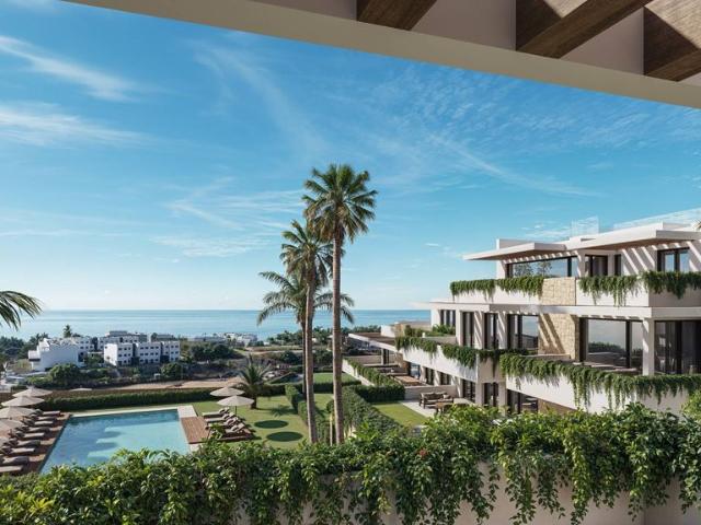 Atico de lujo de 126 m2 en venta Estepona, España