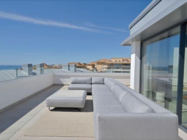 Atico de lujo de 133 m2 en venta Fuengirola, España