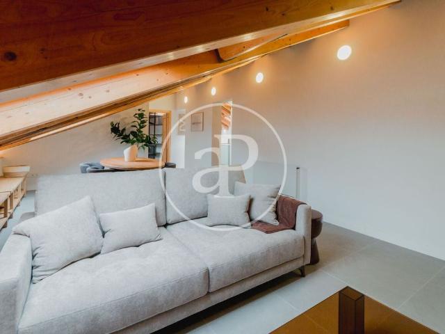 Atico de lujo de 130 m2 en alquiler Madrid, España