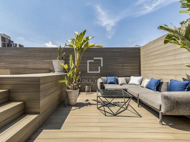 Atico de lujo de 240 m2 en venta Barcelona, Cataluña