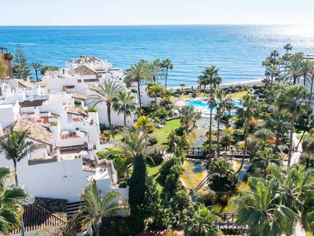 Atico de lujo de 208 m2 en venta Marbella, España