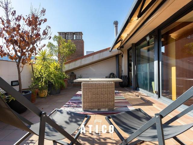 Atico de lujo de 227 m2 en venta Barcelona, Cataluña