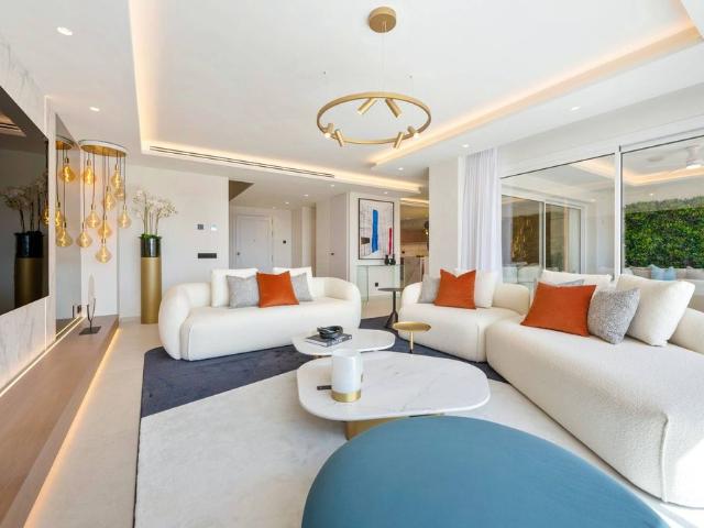 Atico de lujo de 231 m2 en venta Marbella, Andalucía