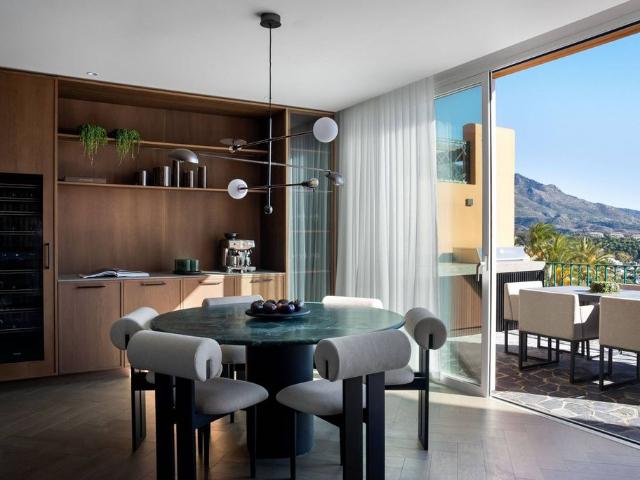 Atico de lujo de 305 m2 en venta Marbella, Andalucía
