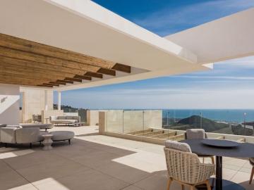 Atico de lujo de 650 m2 en venta Marbella, España