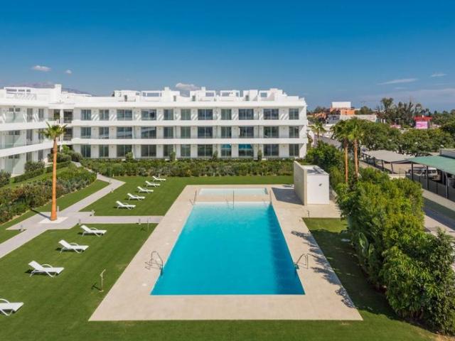 Atico de alto standing de 230 m2 en alquiler Marbella, Andalucía