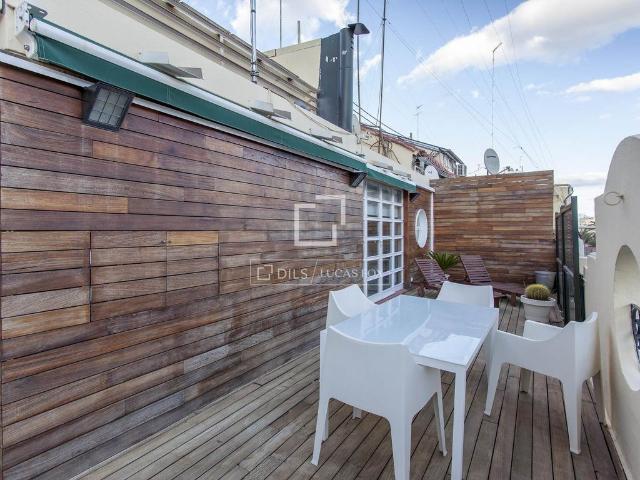 Exclusivo ático de 130 m2 en alquiler Valencia, España