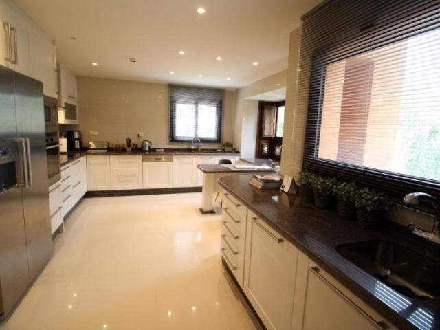 Atico de lujo en venta Marbella, España