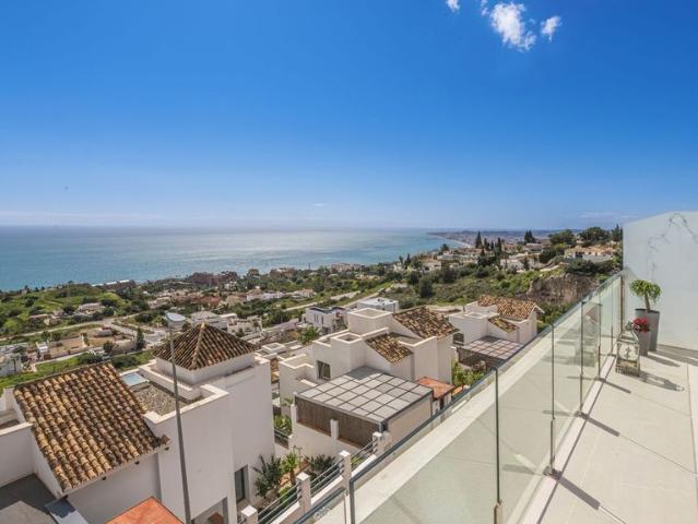 Atico de lujo en venta Benalmádena, Andalucía