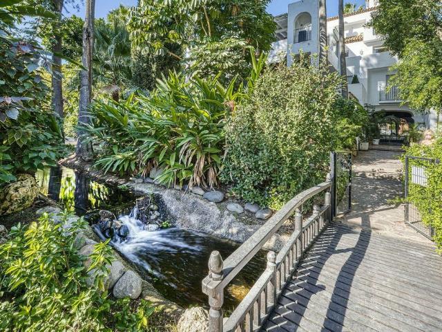 Atico de lujo en venta Guadalmina, Andalucía