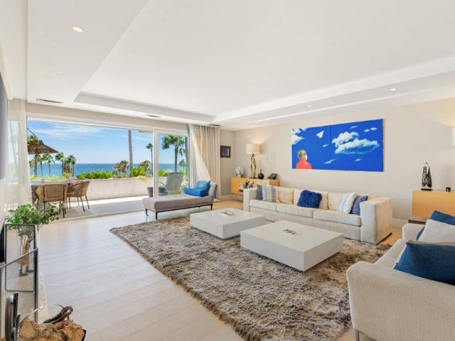 Atico de lujo en venta Puerto Banús, Andalucía