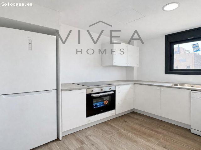 Ático dúplex 3 dormitorios + 2 baños 2 terrazas de 10m2 y 20m2 Parking incluido. Muy soleado
