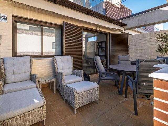 Ático dúplex con amplio solárium | Cabo Roig – Orihuela Costa
