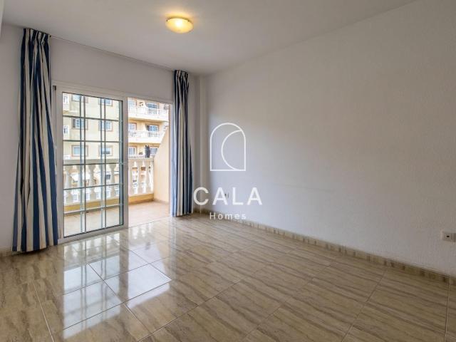 Ático Dúplex con Gran Potencial en Palm Mar 125m² Palm Mar