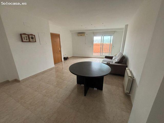 ÁTICO DÚPLEX CON TERRAZA, GARAJE Y ASCENSOR EN EL CENTRO DE ROCAFORT