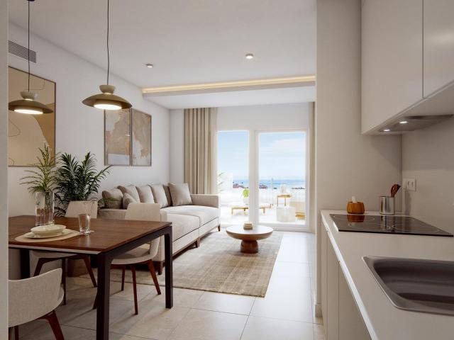 Ático dúplex con terraza orientación SUR, aparcamiento y trastero