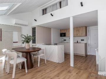 Ático dúplex con terrazas en Salesas