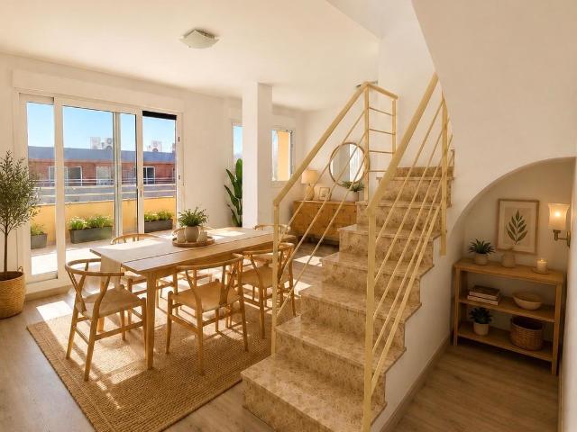 Ático dúplex con una espectacular terraza de más de 20 m2, 2 garajes y 2 trasteros