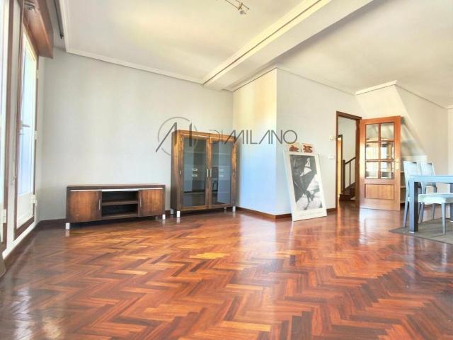 Ático dúplex de 115 m² con terraza, garaje y vistas a las Islas Cíes