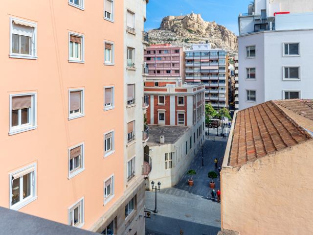Ático Dúplex De Ensueño En El Corazón De Alicante