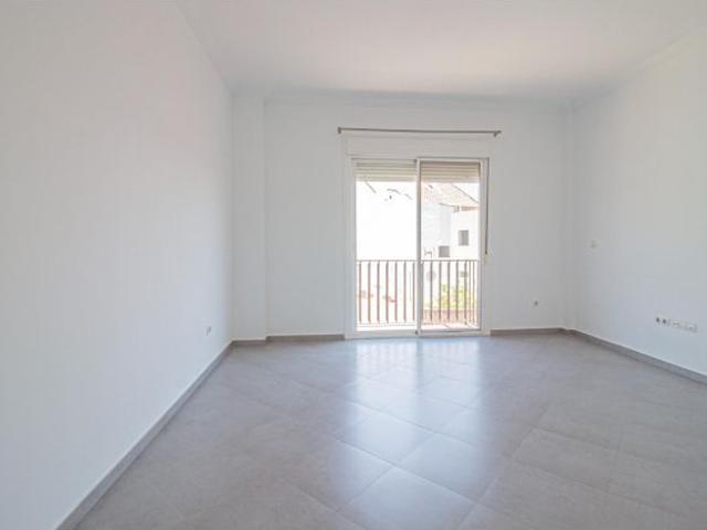 Ático Dúplex de Ensueño en el Centro de Tomares con Terraza de 70 m2