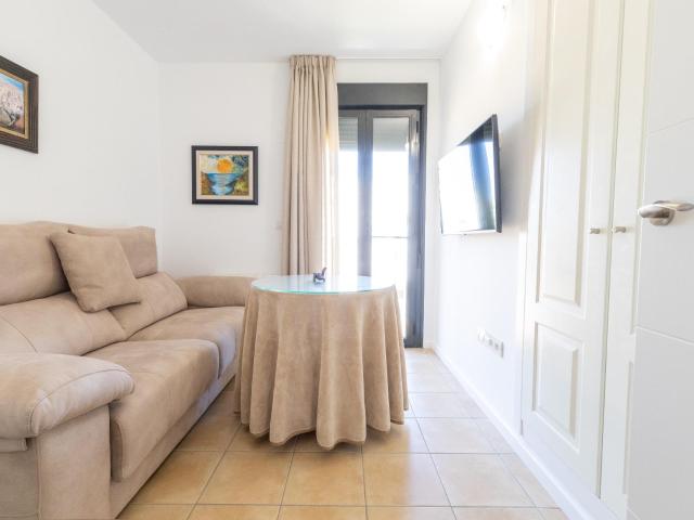 Ático duplex de lujo totalmente reformado en Corvera Golf: 3 hab, solárium con jacuzzi y calidades premium