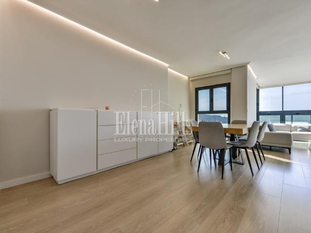 Ático dúplex de lujo con increíbles vistas al mar en Benidorm, Alicante