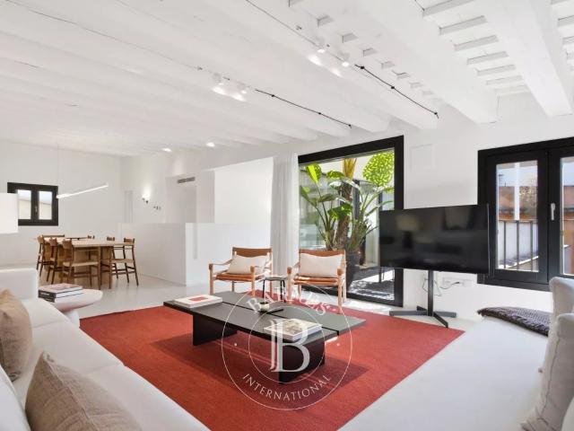 Ático dúplex de lujo con terraza y piscina privada en el Bar. 217m² Barcelona